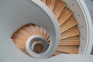 round stair